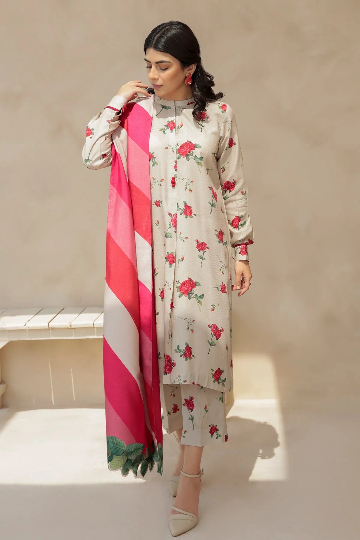 KARANDI 3PC  PRINTED SHIRT WITH KARANDI PRINTED DUAPTTA AND TROUSER-805