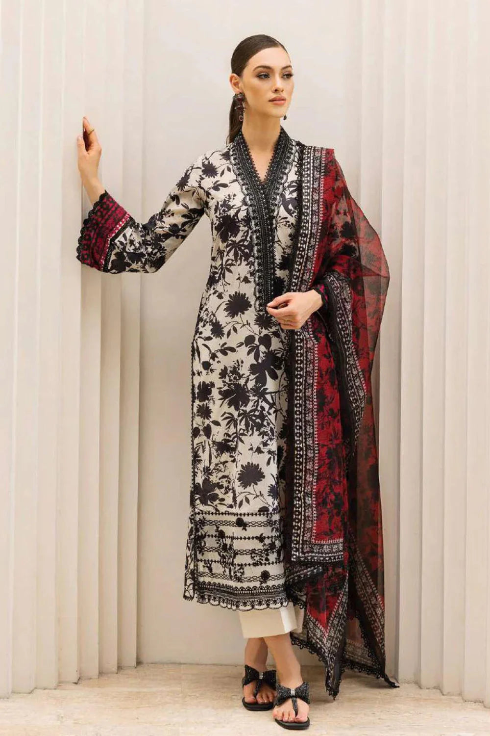 3PC Lawn Printed Shirt With Voile Printed Dupatta-1515