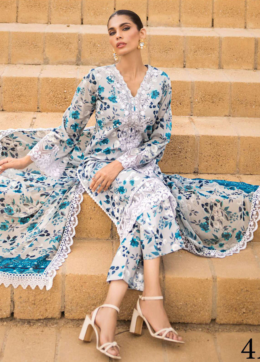 ZAINAB CHOTTANI KHADDAR 3PC WITH KHADDAR PRINTED SHIRT & TROUSER-916