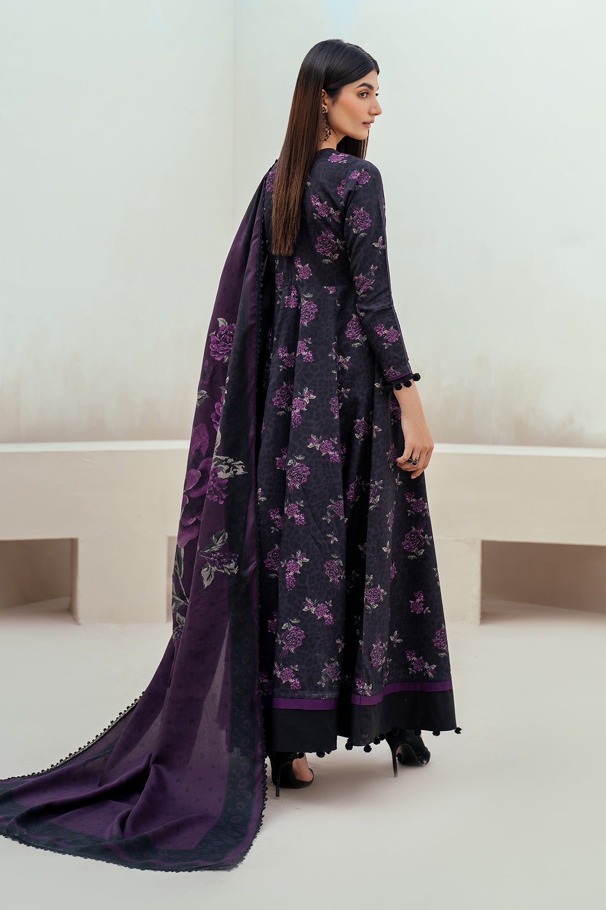 3PC-Printed Lawn Zarri Shirt With Voile Printed Dupatta-1518