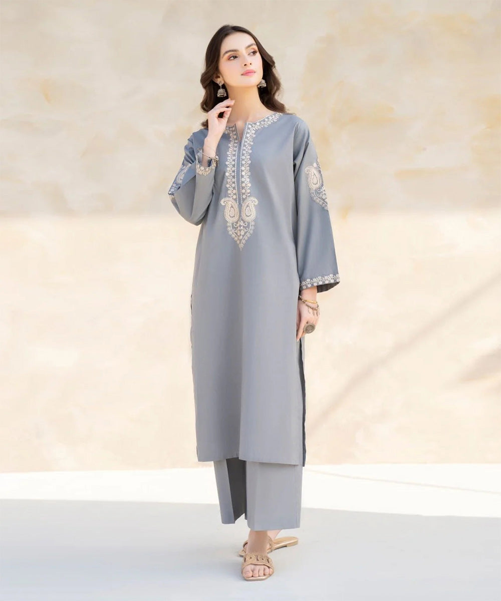 Lawn-2PC Embroidered-1240