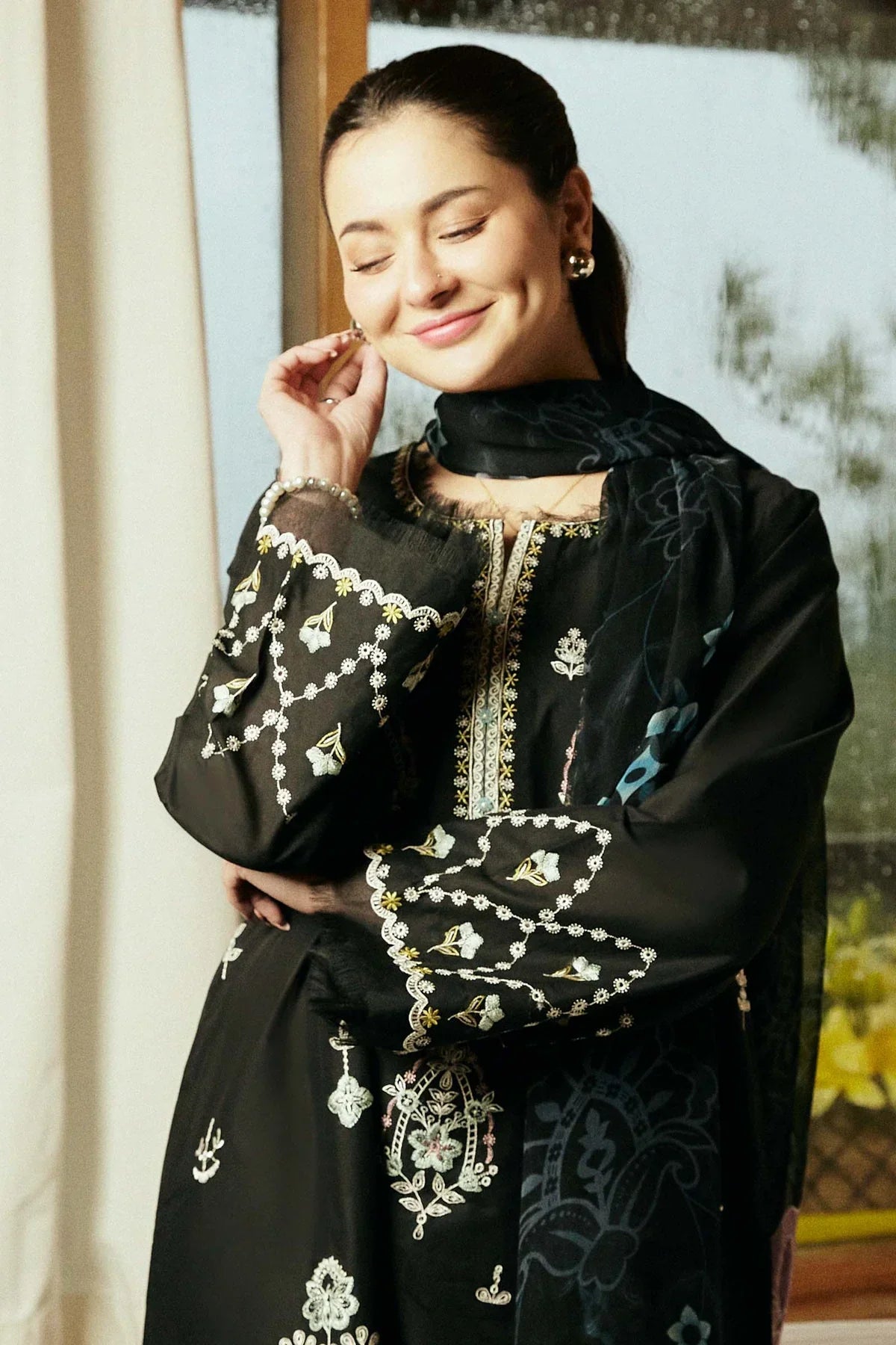 Lawn 3PC  Embroidered Shirt With Printed Dupatta-499