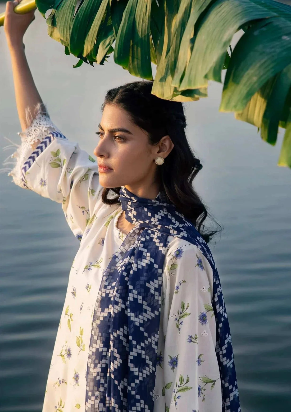 KARANDI 3PC  PRINTED SHIRT WITH KARANDI PRINTED DUAPTTA AND TROUSER-814