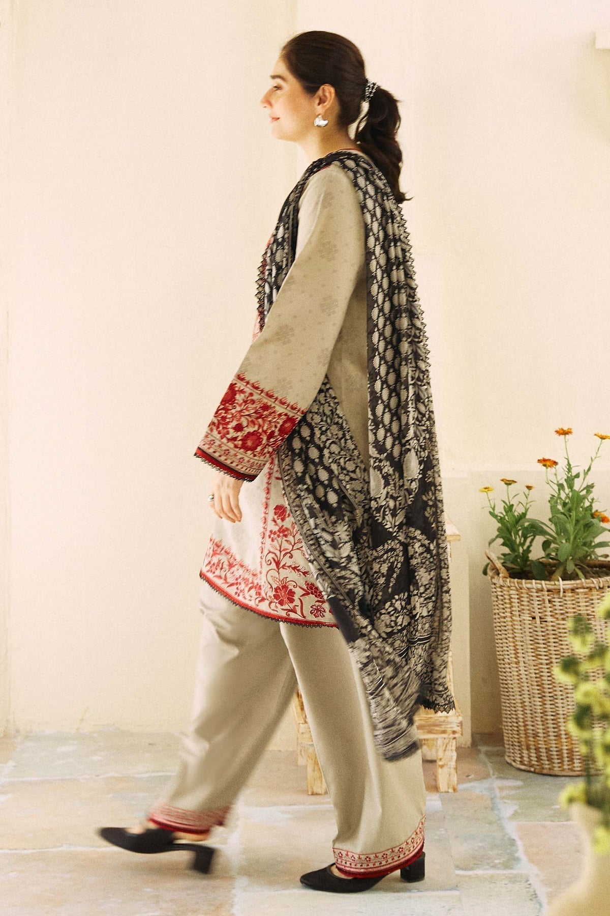 Lawn-3PC Embroidered with Digital printed Dupatta-1018