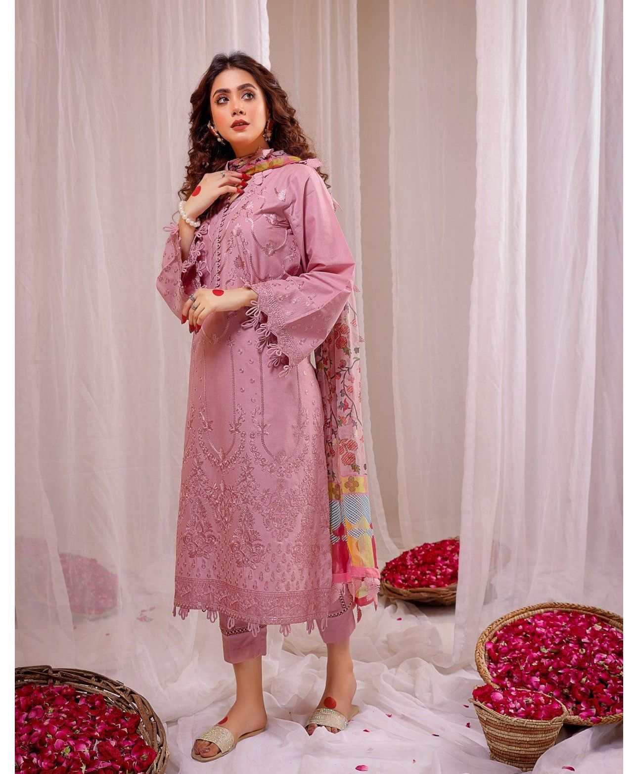 Lawn 3PC Embroidered With Digital Printed Dupatta - 1041