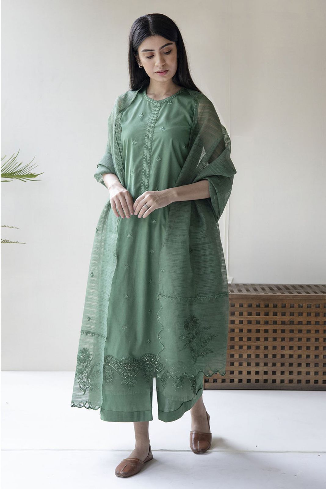 3PC Lawn Embroidered Shirt With Organza Embroidered Dupatta- 1057