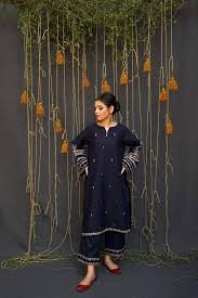 Lawn-2PC Embroidered-1002